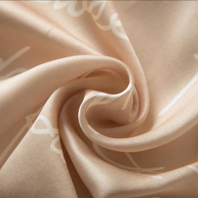 China Lightweight Organic Breathable 100% Organic Silk Satin Fabric Silk Fabric For Evening Dress for sale