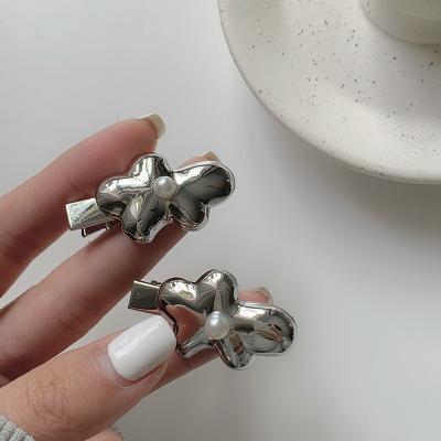 China Fashion Trendy Korean Style Cloud Metal Hair Clip For Girls Hairpins Accessories for sale