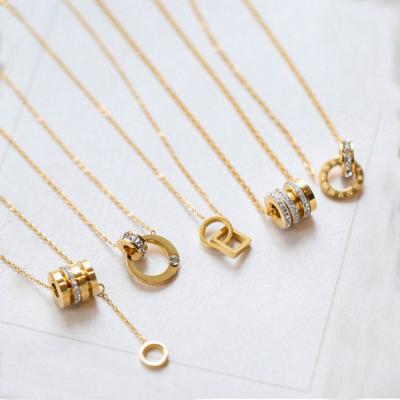 China Trendy Funky Clavicle Necklace Fashion Stainless Steel Gold Plated Pendant Necklace Women for sale