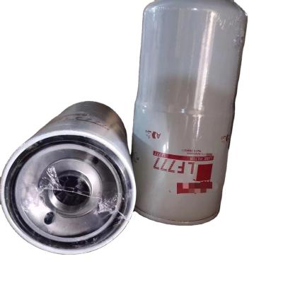 China LF777 Oil Filter for Truck Engine Parts Iron Filter Paper Other Year Heavy Truck Bus for sale