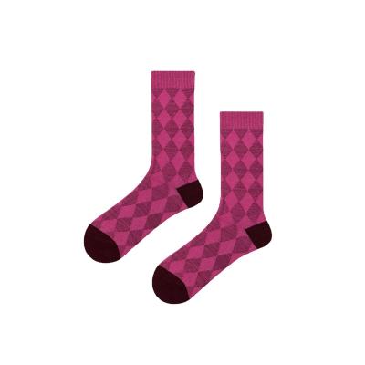 China QUICK DRY Pink Striped Fashion Mosaic Double Needle Socks Women's Cotton Women's Medium Slouch Slouch Socks for sale