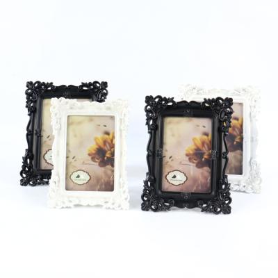 China Home decoration China sells European and American vintage black vertical photo frame bedroom photo frame for sale