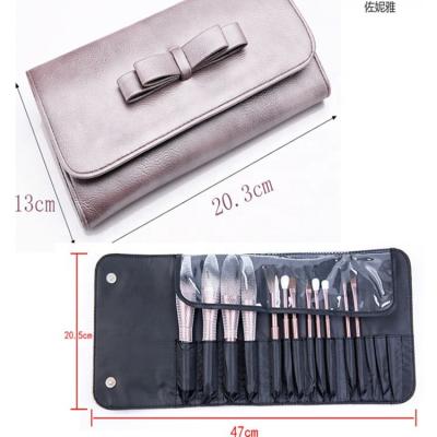 China Best 12 Pcs Silky Soft Hot Professional Makeup Brush Cosmetic Set High Quality for sale