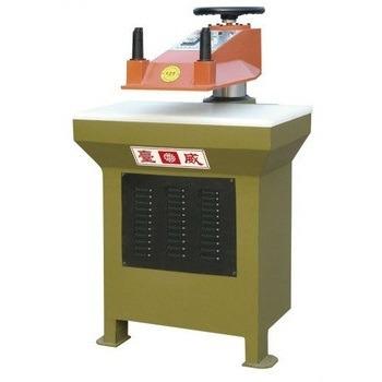 China Garment Shop 12 Ton Hydraulic Swing Arm Shoe Cutting Machine for sale