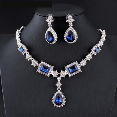 China Religious Bride Bridal Necklace Earrings Set Crystal Wedding Jewelry Set Rhinestone Choker Necklace for Women and Girls for sale