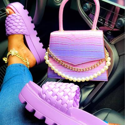 China Fashion \ High Quality Cross - Furry Luxury Handbags Slippers Body Handbags And Purse Set Women Handbags for sale