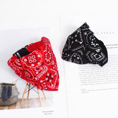 China Viable Newcomers Pet Saliva Towel Polyester Printing Triangle Scarf Dog Cat Retractable Pet Collar Small for sale