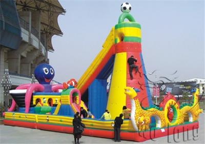 China castillo animoso de la princesa inflable, ciudad inflable de la diversión, gorila inflable del cuerpo en venta