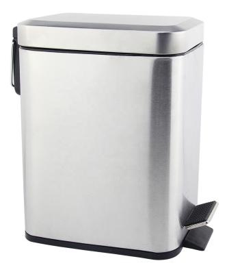 China Viable types of indoor household kitchen pedal trash can and waterproof metal bathroom trash can for sale