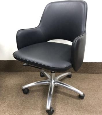 China Executive Chair New Arrival Canton Swivel Chair Creative Modern Leather Office Chair With Arms for sale