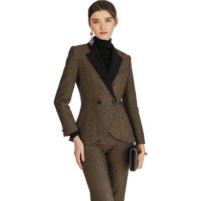 China Brown Anti-Wrinkle Long Sleeve Casual 2 Piece Pants Woman Suit for sale