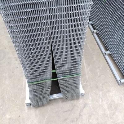 China Plain Weave 4X4 Stainless Steel Porcelain PVC Coated Welded Wire Mesh Panel for sale