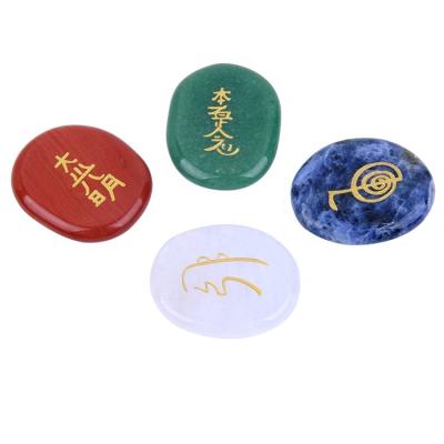 China Factory Supply Reiki Chakra Crystal Healing Stones Flat Stones From Europe for sale