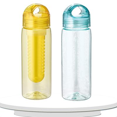 China 660ml/22oz Drinking Bottle New Viable Wholesale Plastic Fruit Free Water Infuser Bpa With Straw Strainer For KIS School for sale