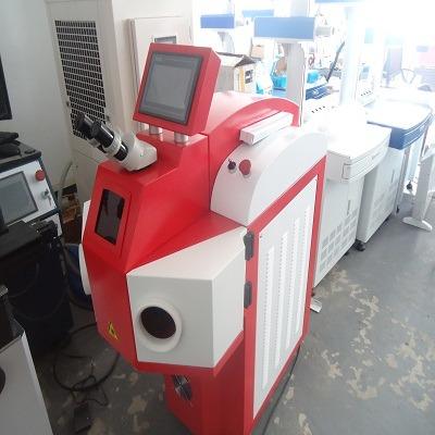 China 2017 cheap seamless welding machine to make money 200/300/400/500w welding two different material machine with low price for sale