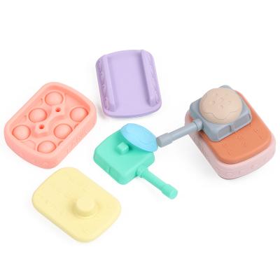 China 100% Eco-friendly/Non-toxic Eversoul Factory Early Educational Toy Silicone Tank Stacking Blocks Baby Montessori Toys For Kids for sale