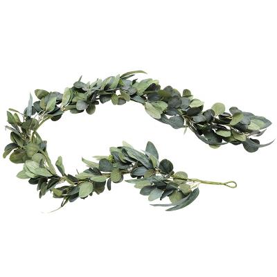 China Wholesale Minimalist Support Customization 5.9ft Silver Dollar Eucalyptus Greenery Silk Garland Artificial Eucalyptus Leaves Garland for sale