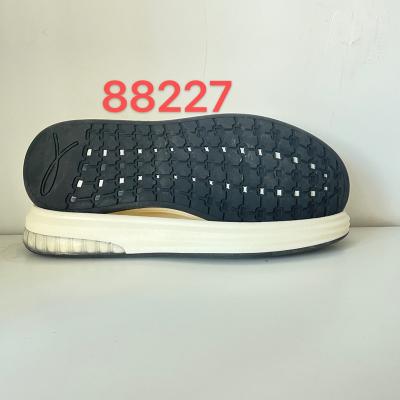 China Double Colors PU OEM Accept Custom Brand You Unique Boots for sale