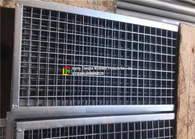 China Plain Welded Steel Bar Grating Closed End 6m Length For Municipal Subgrade for sale