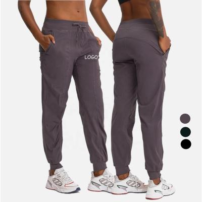 China Custom Drawstring Anti Wrinkle Closure Casual Jogging Pants Jogging Pants For Women Fitness for sale