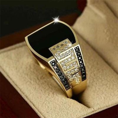 China Romantic New Design Gold Ring Diamond Ring Wedding Ring with Diamond for sale