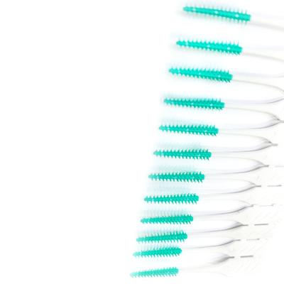 China Disposable Dental Brush L Shaped Interdental BRUSH SSS Soft Rubber Size Filament Interdental Brush Ngle for sale