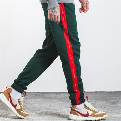 China 2021 Wholesale Anti-wrinkle fashion casual sports wear Streetwear men's streetwear custom slim fit joggers for sale