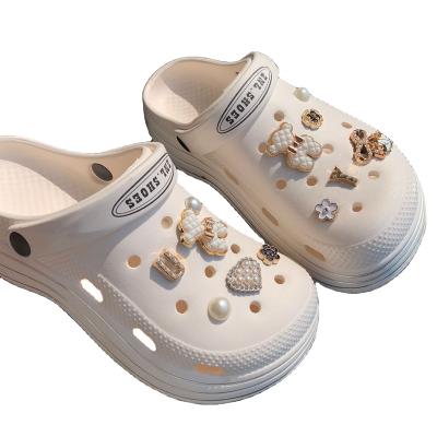 China Clog charm 2022 new styles bling pearl bear aluminum alloy for host shoes charm for sale