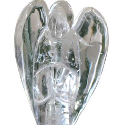 China Donghai new arrival 100% clear quartz figurine beautiful natural healin angel crystal for wedding gift for sale