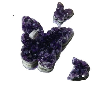 China Donghai Selling High Quality Natural Amethyst Cluster Butterfly Crystal Caved For Home Decoration for sale