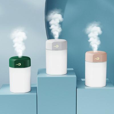 China Ultrasonic Car Essential Oil Diffusor Air Humidifier Diffuser 300ml Mini Humidifier for Car Home Office for sale