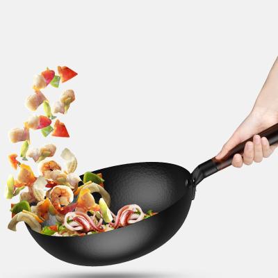 China High Quality Viable OEM Heat Resistance Chinese Kitchen Cooking Unset Wok Stick Camping Pot With Lid for sale