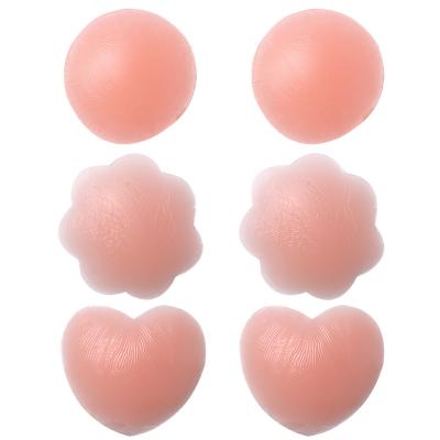 China Wholesale Comfortable Multiple Styles Anti-bump Invisible Strapless Silicone Ladies Nipple Cover Self Adhesive Silicone Breast Paste Bra for sale