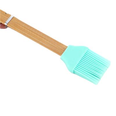 China Tools Kitchen BBQ Silicone Spatula Brush Disposable Heat Resistant Baking Essential Pastry Brush With Long Handle for sale