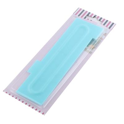 China Disposable OEM 3D Two Sides Lrregularity Blade Cake Decorating Tools Plastic Pastry Icing Dough Cutter For Cake Futian Supplier Kangkai for sale