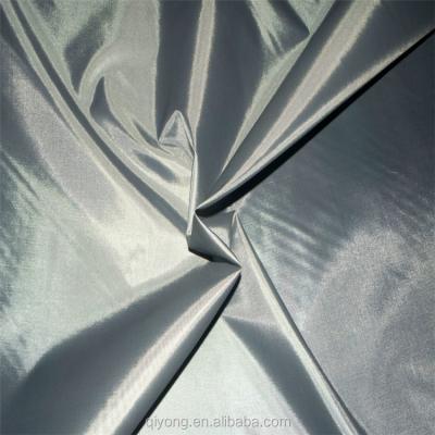 China Cheap Price Plain Shrink-Resistant 210T Dye 100%Polyester Taffeta Fabric To Scratch Bag Fabric for sale