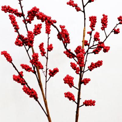 China Natural Looking Christmas Decoration Supplies Fully Stocked Wreath Fall Leaves Artificial Berry for sale