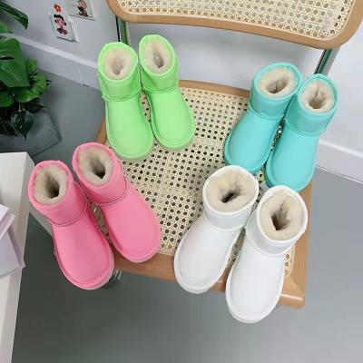 China Cushioning 2021 fashion factory women's bright boots directly for winter snow boots kid fur shoes for sale