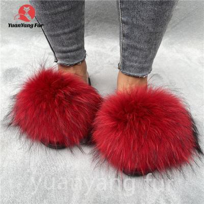 China 1 Pairs Logo Real Fox Raccoon Fluffy Fluffy Slippers Wholesale Custom Fur Cushioning Furry Slides For Women for sale