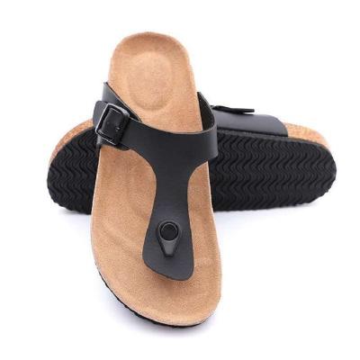 China 2022 popular women's flip flop slippers fashion trend flat size plus border sandals close up foreign trade men's shoes for sale