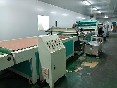 China 2000kg Total Machine Weight Curtain Coating Machine For Large-Scale Production for sale