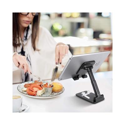 China For All Smartphones and Tablets Factory Direct Sales Adjustable Silicone Stand Cell Phone Desk Holder for sale