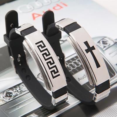 China Custom Fashionable Casual Fancy Stainless Steel Sport Bracelets Logo Cross Retraction Personalized Bracelets From Factory Source for sale