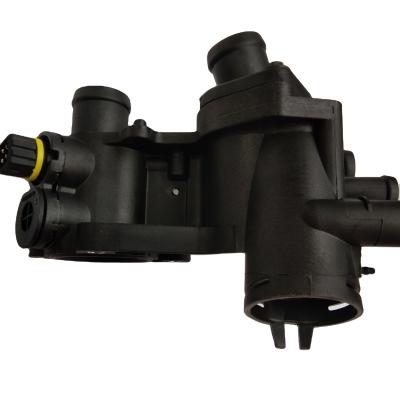 China 8192772 IATF16949 Thermostat Housing Assembly for Seat Ibiza 1.0 1.4 1.6 032121111N for sale