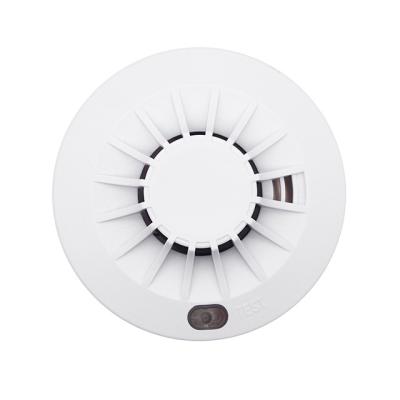 China Audible Alarm High-sensitivity Wired Photoelectric Smoke Detector For Fire Alarm System for sale