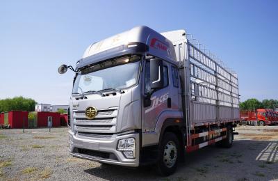 China Used Light Cargo Truck Fast Gearbox AMT 4*2 Drive Mode Fence Box High Roof Cab for sale