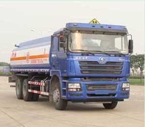 China 6×4 Drive Mode Used Oil Tanker 18 M3 Volume With Air Conditioner 78 Km/H Max Speed for sale