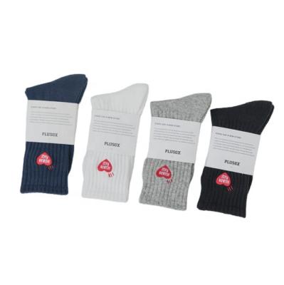 China Small Heart Pattern Breathable Towel Winter Hot Selling Red Socks For Women Mens Long Socks Sports Socks for sale