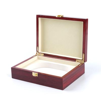 China Wholesale Flip Cover Wooden Flip Storage Boxes Lacquer Belt Locks Mahogany Jewelry Boxes By Manufacturers for sale