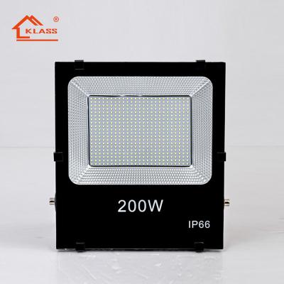 China 90-100lm/w KLASS energy saving outdoor garden stage lighting aluminum ip65 waterproof 100w 200w 300w 400w led solar floodlights for sale